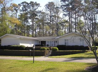 2435 Ridgewood Dr, Laurel, MS 39440