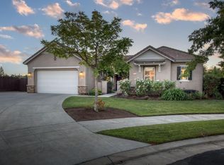 3392 Whiteash Ave, Clovis, CA 93619