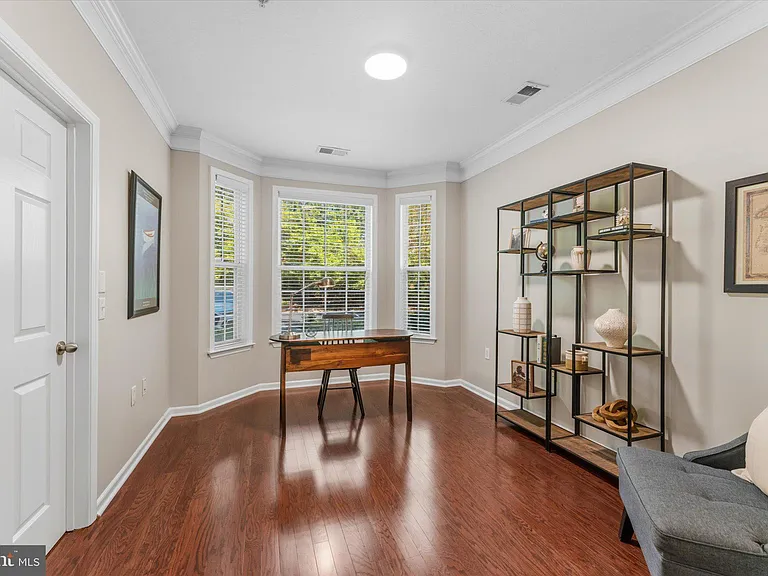 503 Sunset View Ter SE #101 — Photo 20