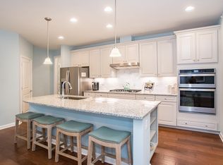 10 Weathervane Dr #20, Walpole, MA 02081