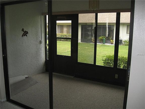 3rd image of 2506 Laurelwood Dr #4-B