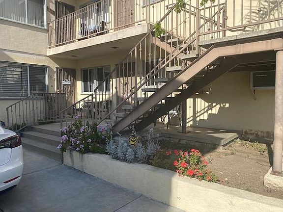 2nd image of 715 E Chevy Chase Dr