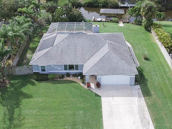 2nd image of 119 NE Naranja Ave