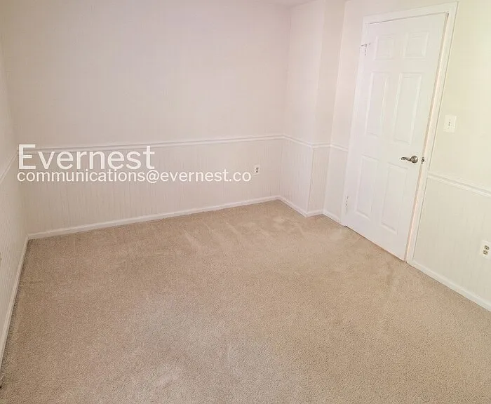11829 Parliament Dr — Photo 29
