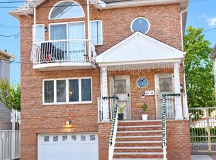 69-29 53rd Dr, Maspeth, NY 11378