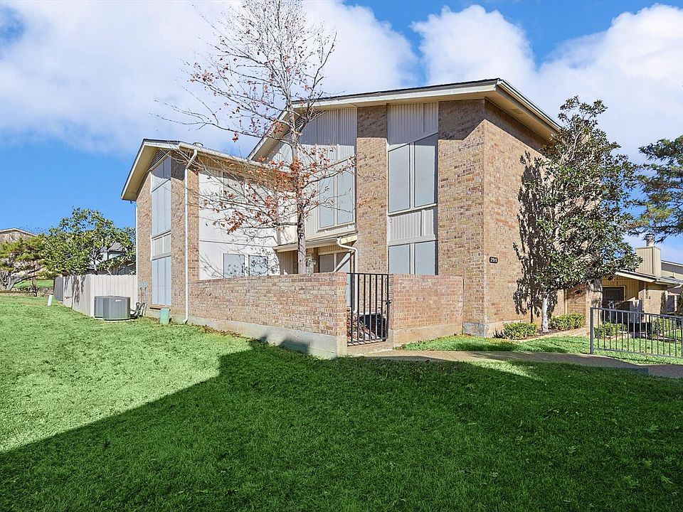 1st image of 2910 Shady Knoll Ln