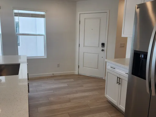 531 Bellum Dr, Henderson, NV 89011