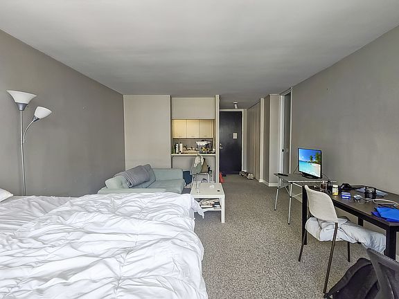 4th image of 535 N Michigan Ave APT 2710