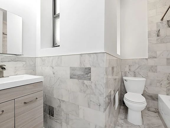5th image of 303 Broome St APT 9