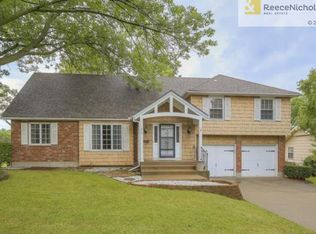 8701 W 92nd St, Overland Park, KS 66212