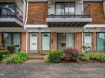 208 Fairfax Ave, Saint Matthews, KY, 40207