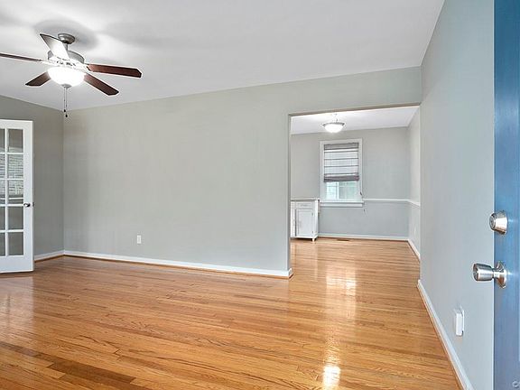 2nd image of 7511 Parkline Dr