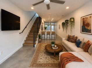 2002 E 7th St APT 209, Austin, TX 78702