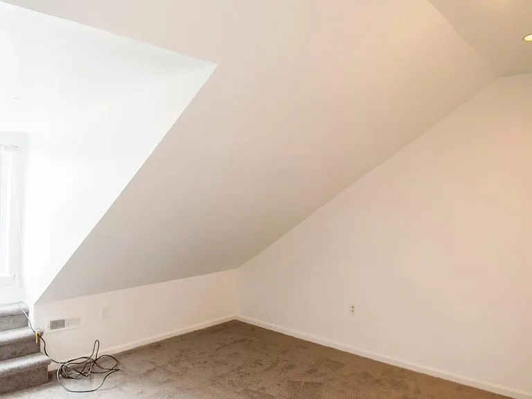 621 S 3rd St #3 — Photo 9