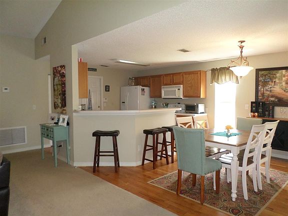 5th image of 124 Marsh Island Cir