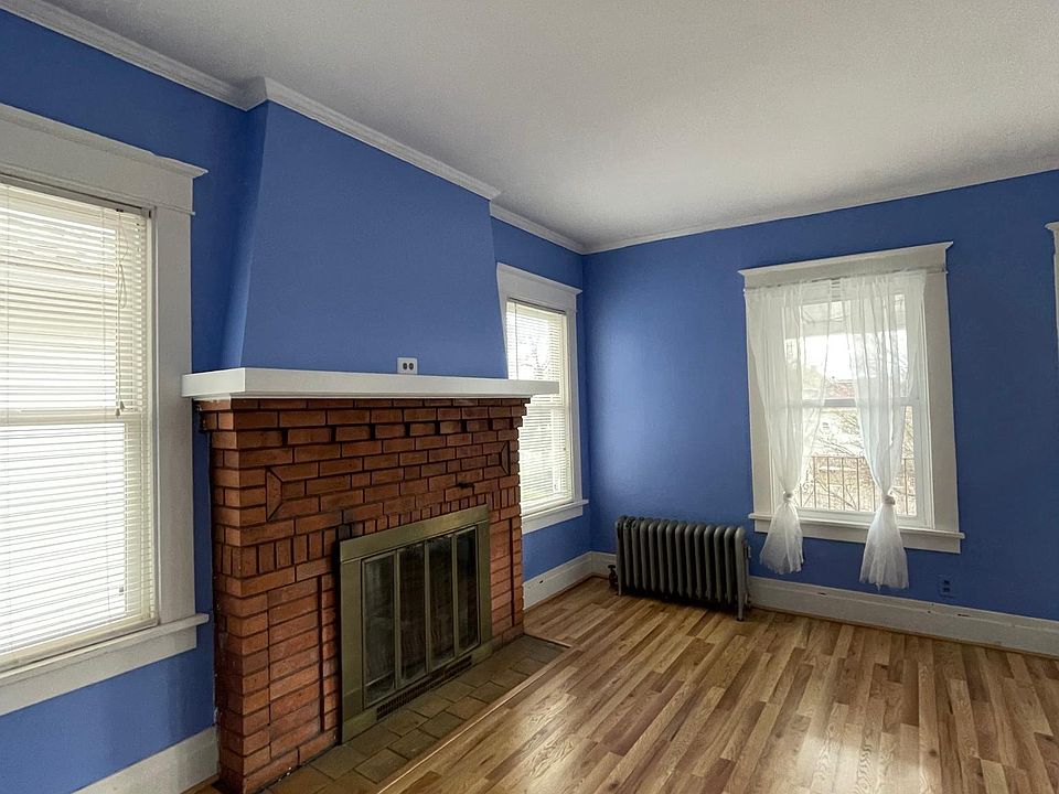 1st image of 546 Tacoma Ave #2