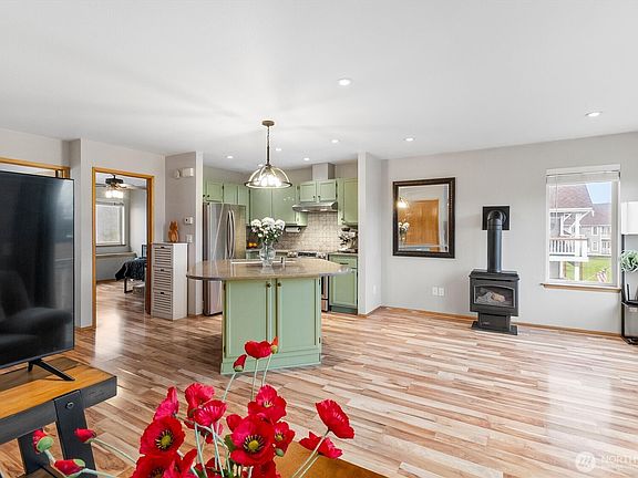 2nd image of 262 W Maberry Drive #201