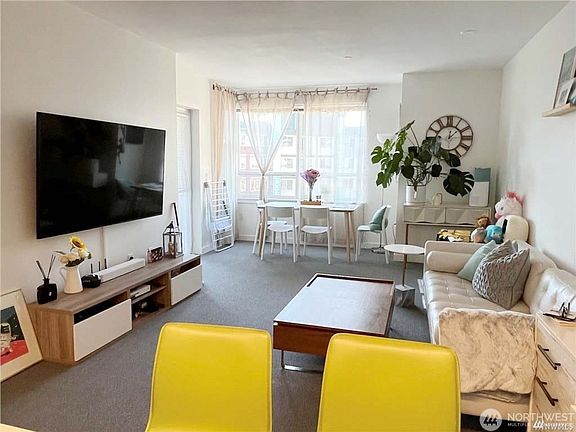 3rd image of 5440 Leary Ave NW Unit 503