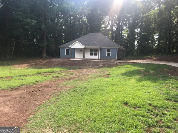 4250 37th Ct SW, Lanett, AL 36863