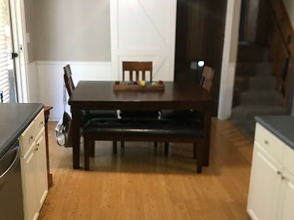 2nd image of 1609 Frankie Ln