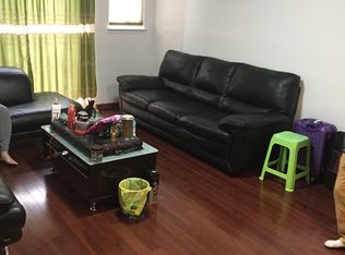 93 Skyline Dr, Staten Island, NY 10304
