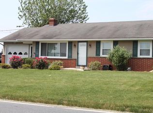 150 Clearview Rd, Ephrata, PA 17522