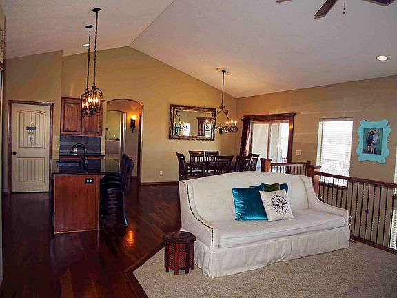 5th image of 1350 N Countrywalk Ct