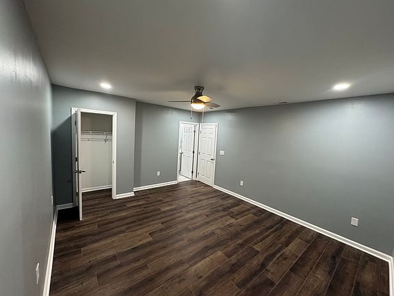5th image of 2667 Old South Dr
