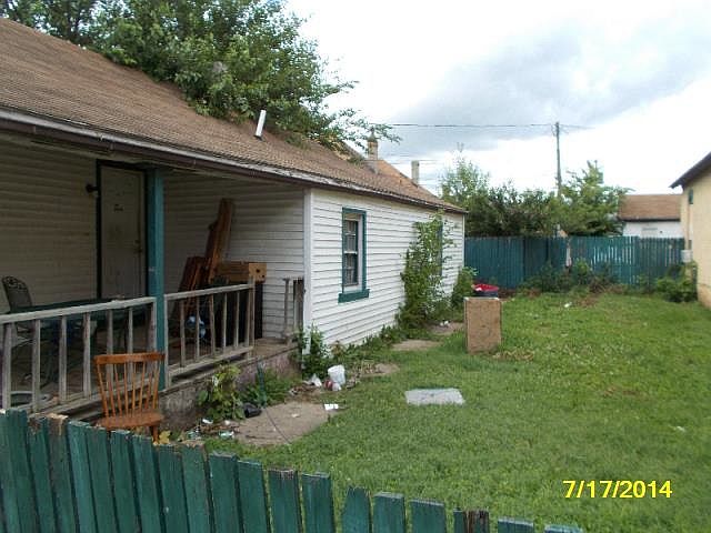 2nd image of 299 E 4th St
