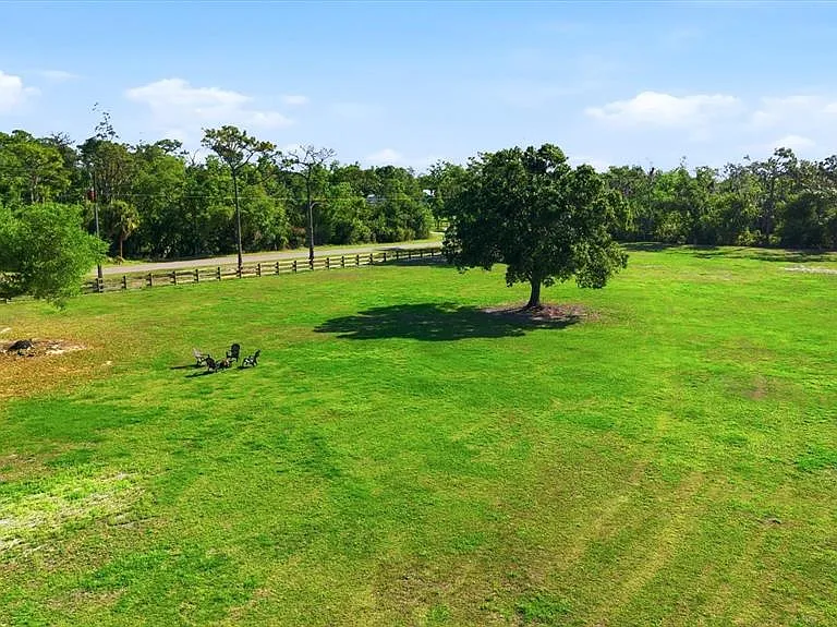 5361 Myakka Valley Trl — Photo 36