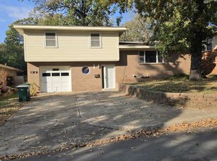 9704 Temple Dr, Little Rock, AR 72205