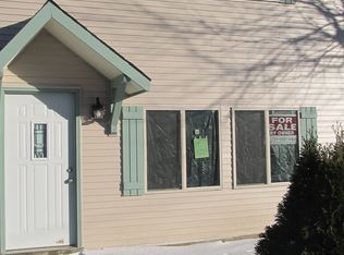 1215 S Fulton Ave, Waukegan, IL 60085