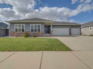 805 Yorktown Rd, Deforest, WI 53532