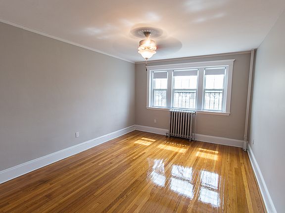 2nd image of 1949 Commonwealth Ave APT 62