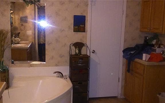 3rd image of 6510 Shady Hill Cir