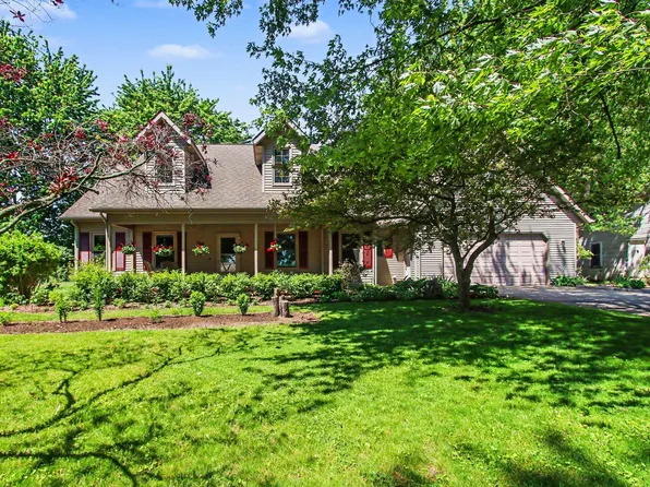 2230 58th St, Fennville, MI 49408
