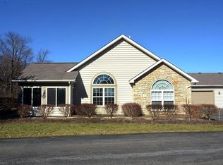 1754 Heather Heights Dr, Crescent, PA 15046