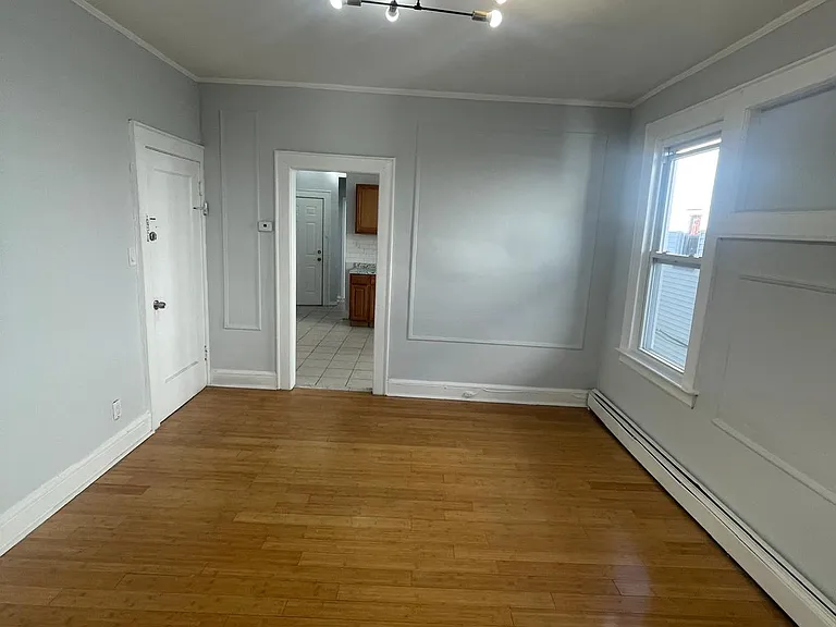 303 Hobson St #2R — Photo 10