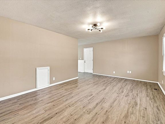2nd image of 3743 Breen Dr