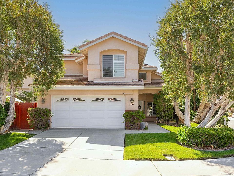 1st image of 1305 Calle Goya