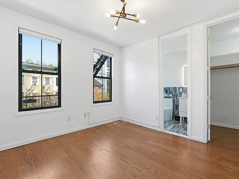 335 5th St #2 — Photo 9