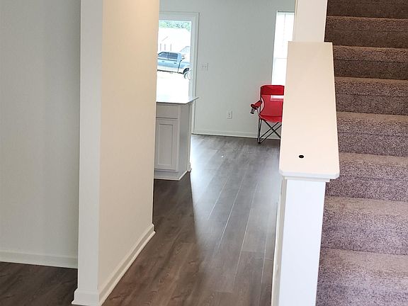 2nd image of 410 Cannon Point Dr