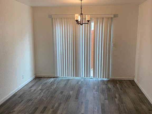 4th image of 7452 Karlsberg Cir