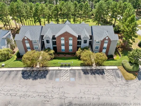 62 Gallery Dr Unit 102, Spring Lake, NC 28390