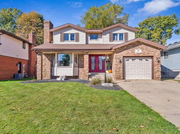 9 Evans Ave, Leamington, ON N8H 4X2