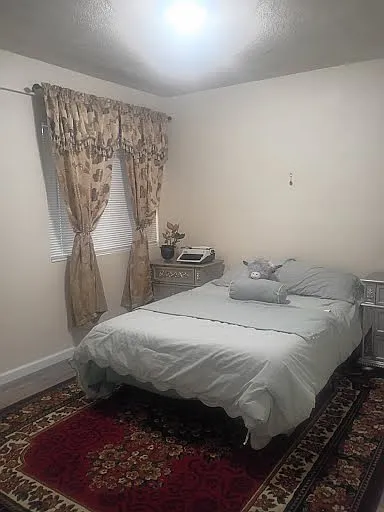 2 bed, 650 sqft, $1,850 — Photo 2