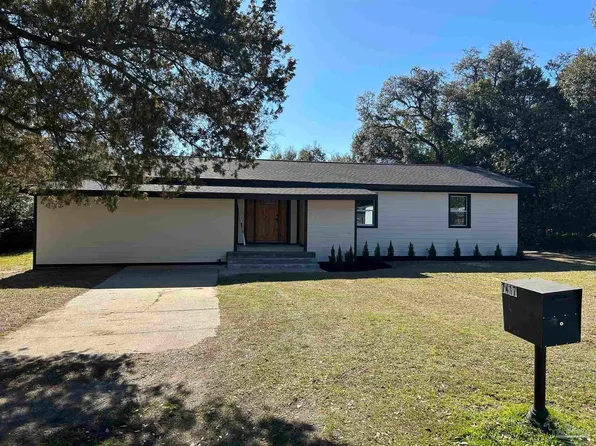 7417 Cora Ln, Pensacola, FL 32505