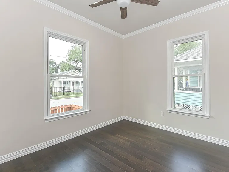 2902 Houston Ave — Photo 21