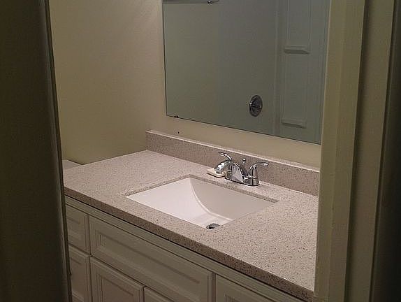 Hall bathroom 