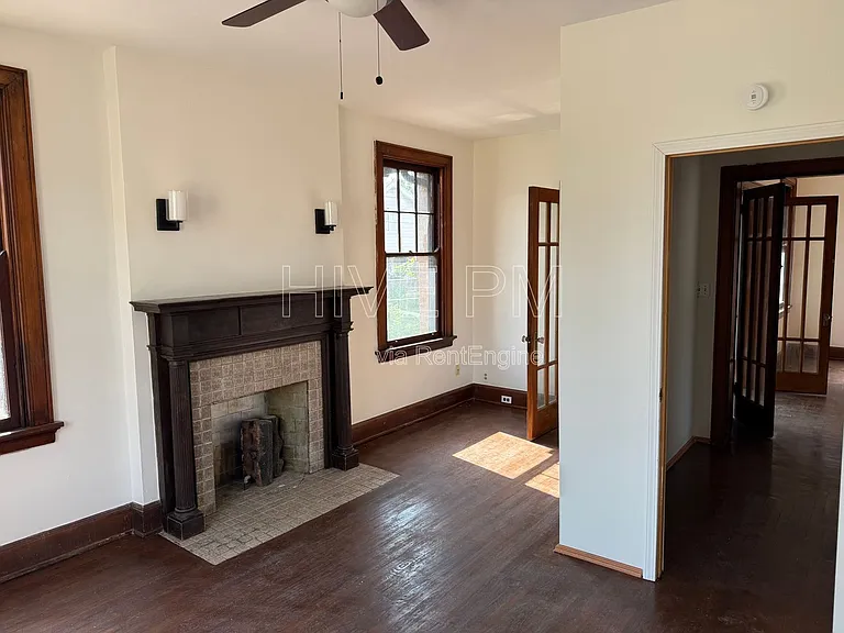 3745 Saint Lawrence Ave #1 — Photo 3